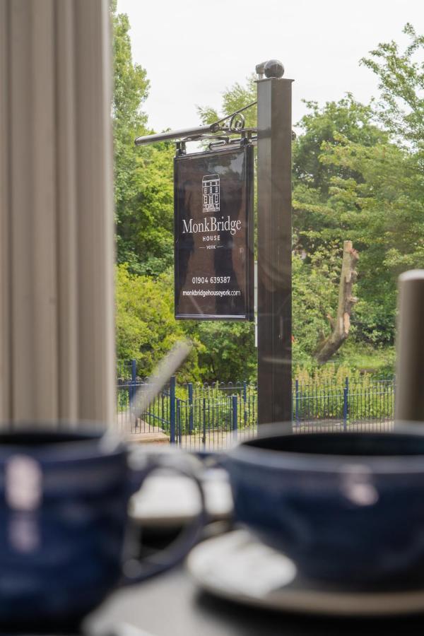 Bed & Breakfast Monkbridge House