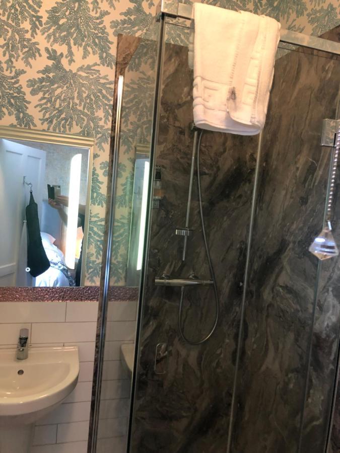 Monkbridge House Bed & Breakfast 5*